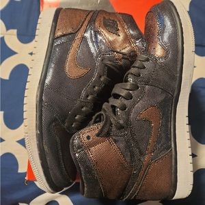 Women’s Air Jordan 1 OG Fearless. Sz 9. Great condition.